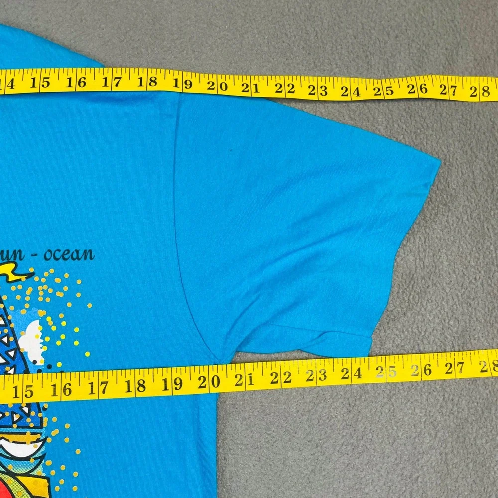 Vintage Carnival Cruise‎ Fun Ship Tee 90s Tourist Souvenir NWT Rare Medium retro